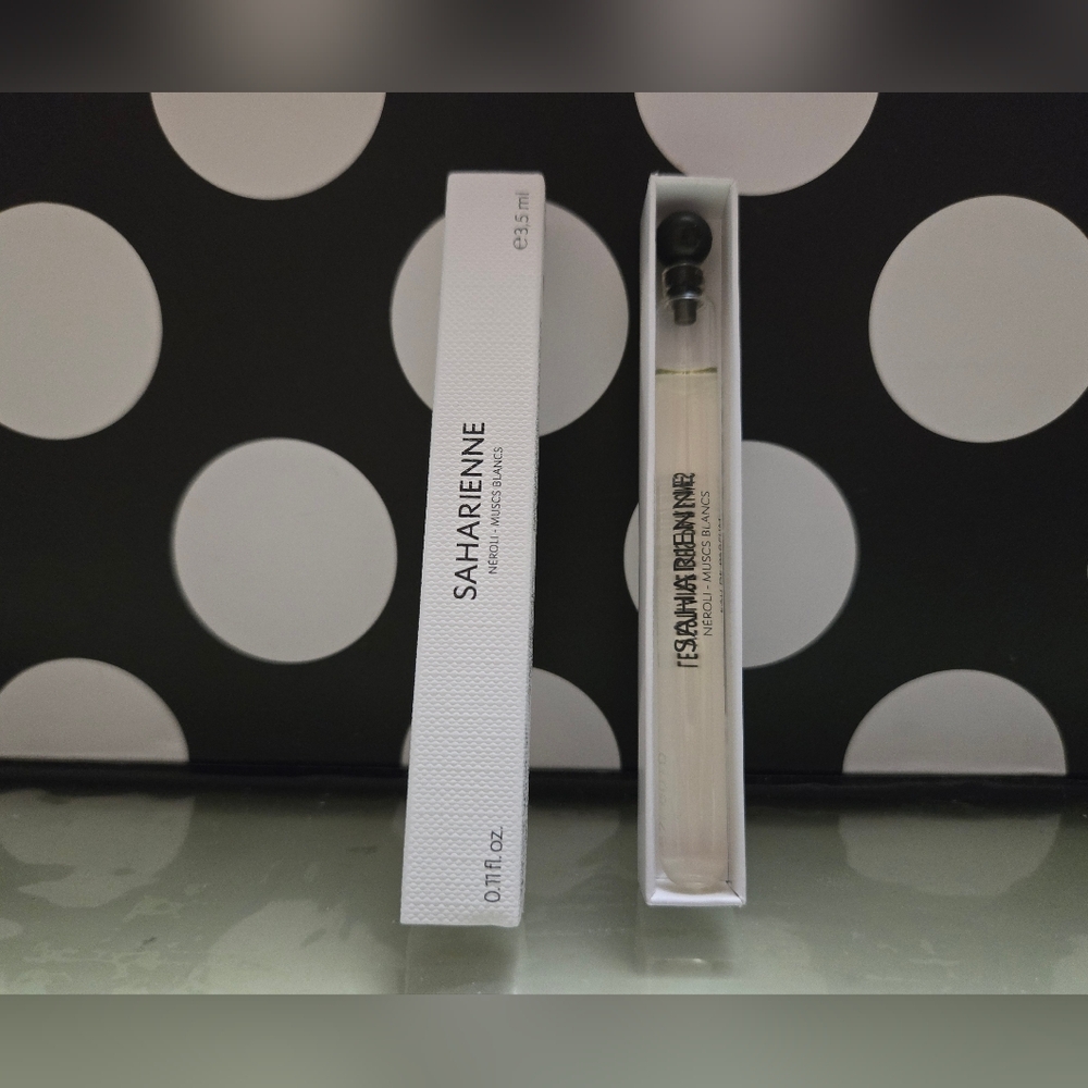 ✨️YSL Saharienne VIAL✨️